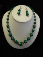 collier jade bracelets boucles d'oreille pierres semi-précieuses argent bijoux : la boutique de Nora vous propose des créations uniques réalisées en pierres semi-précieuses